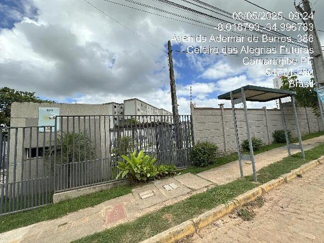 Apartamento com 2 quartos em Camaragibe/PE