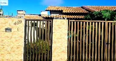 Casa em Gravatá com 3 Quartos e 2 Banheiros