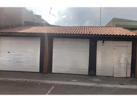 Casa ocupada com 224,02 m² construída