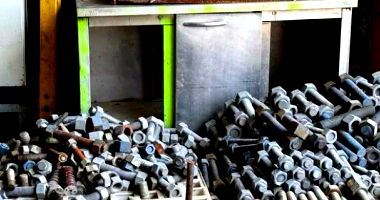 Lote de Materiais Diversos para Equipamentos Industriais