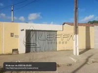Casa com 252m², 1 cozinha, 1 varanda, desocupada
