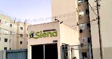 Apartamento com 2 quartos e vaga em Pelotas