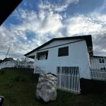 Edificação residencial 137,8m² com terreno 700m², desocupado