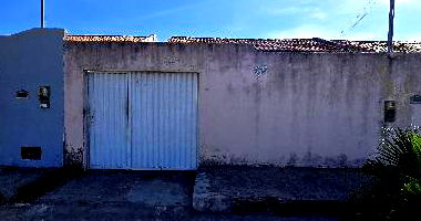 Casa com 2 Quartos e Área de Serviço em Iacu-BA