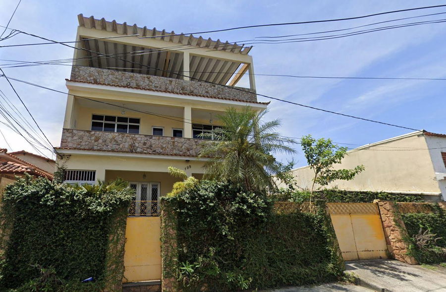 Casa Ocupada no Braz de Pina com 199m²