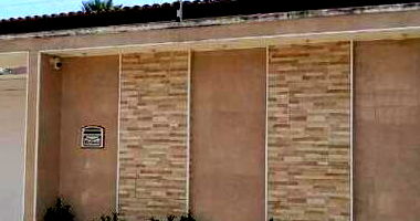 Casa padrão ocupada com 250m² terreno e 176m² construída