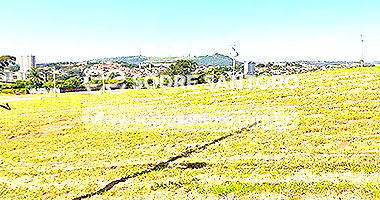 Terreno Desocupado em Santa Cruz - Itatiba - SP