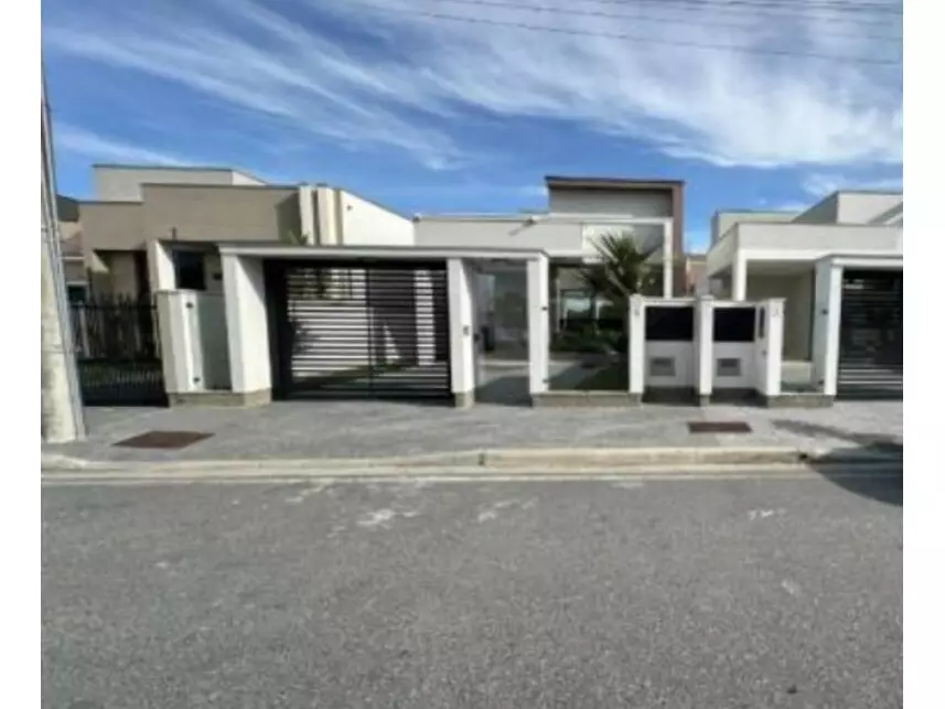 Casa com 1 quarto, 1 vaga, 91.90m² construídos