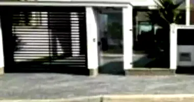 Casa com 1 quarto, 1 vaga, 91.90m² construídos