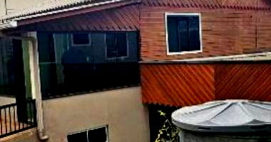 Terreno com Casa 450m², 3 quartos, 2 banheiros, desocupado