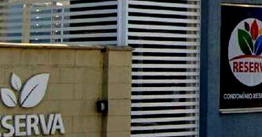 Apartamento com 2 quartos e 1 vaga em Belford Roxo