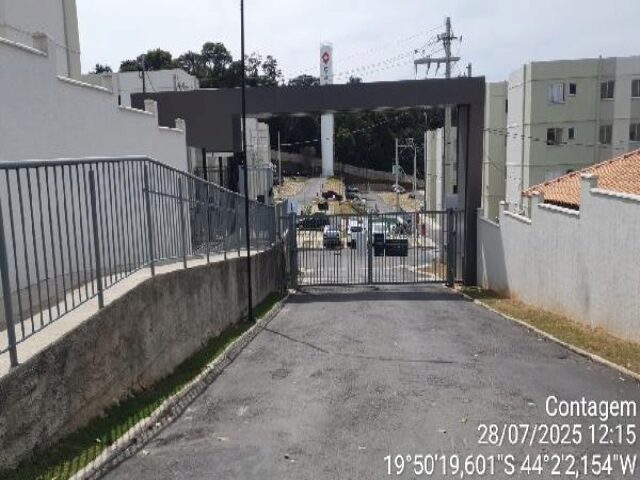 Apartamento com 2 quartos em Contagem, MG