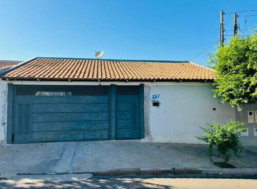 Casa com 3 Quartos em Marília/SP