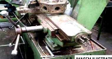 Torno Revólver Polimac, R.38DR 220 V