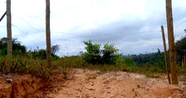 Lote com 1.350m² no Retiro das Esmeraldas, terreno amplo