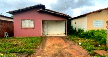 Casa com 2 quartos, 1 banheiro, 56m² área privativa e 1 vaga