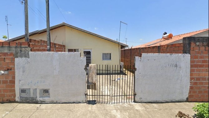 Casa com 40m² em Caçapava - Residencial Pinus Iriguassu II