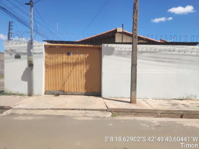 Casa com 3 quartos, 2 banheiros e 69,89 m²