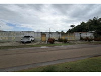 Casa com 302,66m² construída em terreno de 5.000m², ocupada