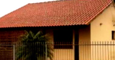 Casa Ocupada com 1 Vaga e 68 m² em Três Vendas