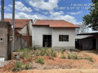Casa com 2 Quartos e Amplo Terreno em Arenópolis/GO