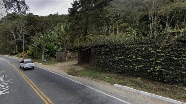 Área com 131.475,16m em Nova Friburgo/RJ