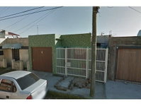 Casa Ocupada em Vila Florinda com 100,35m²