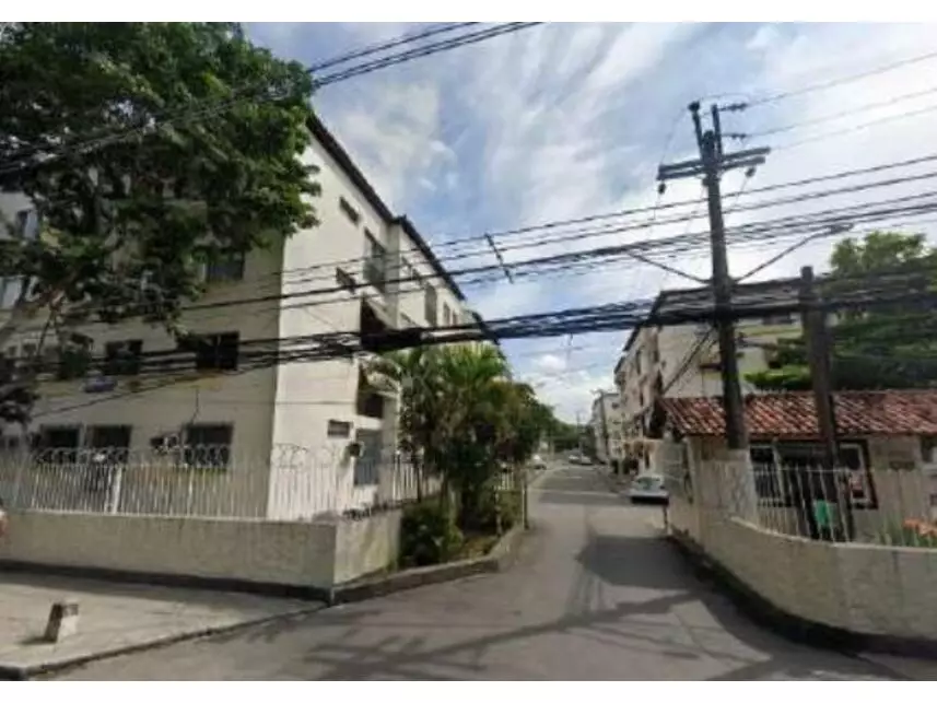 Apartamento em Leilão com 1 Vaga e 52m² Úteis