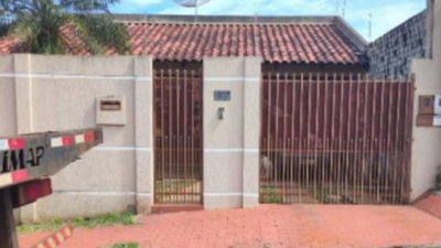 Casa ocupada com 2 quartos e 59,34 m² construída