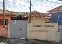 Casa com 2 quartos e garagem no Centro de Carapicuíba