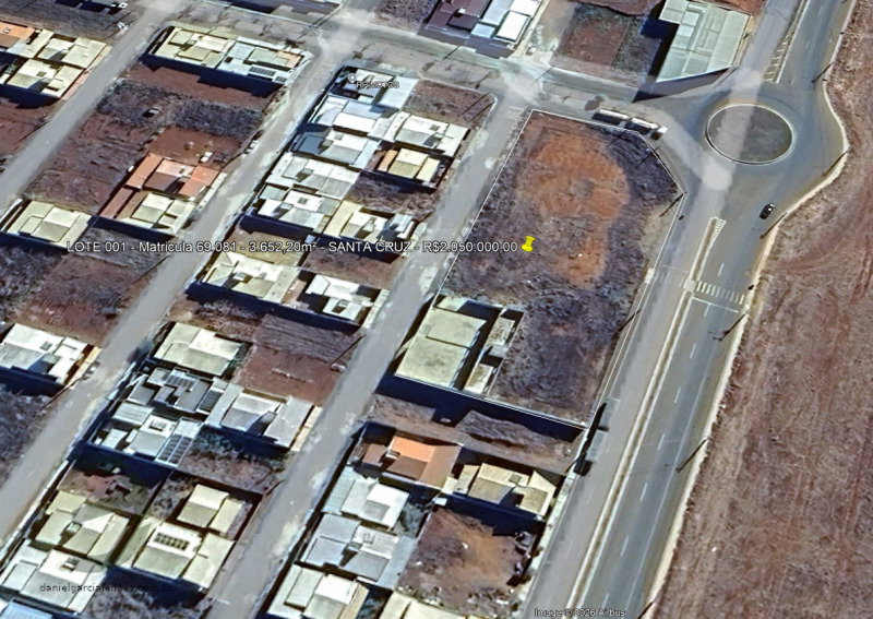 Terreno amplo com 3.652,20m², ideal para investimento