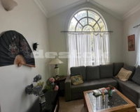 Casa de Alto Padrão com 5 Dormitórios e 6 Vagas