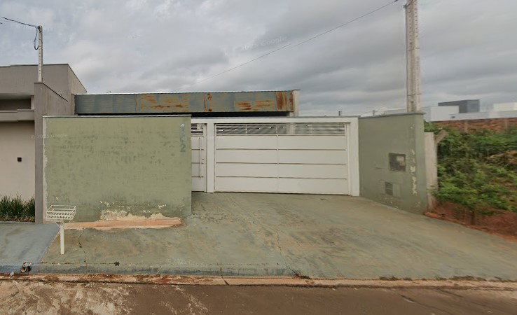 Casa com 69,99m², 2 quartos, 1 banheiro, desocupada