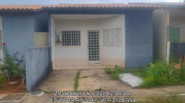 Casa com 2 quartos, 1 banheiro e 58,28m² de área privada