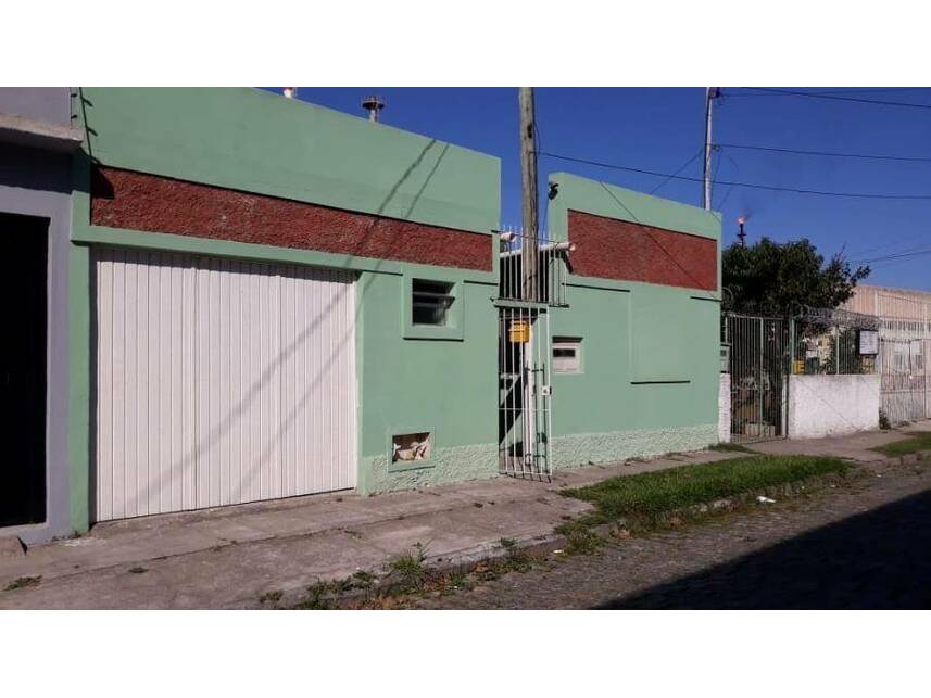 Casa padrão ocupada com 1 vaga e 87m² construída