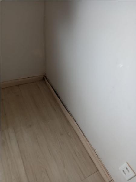 Casa de alto padrão com 7 quartos, 4 banheiros e piscina