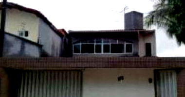 Casa Ocupada com 198m² em Cambeba, Fortaleza - CE