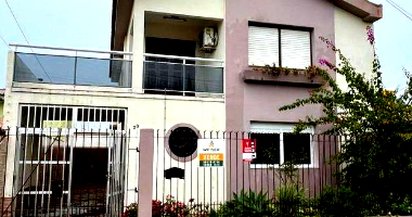 Casa Ocupada em Pelotas com 234,54m² de Área Construída