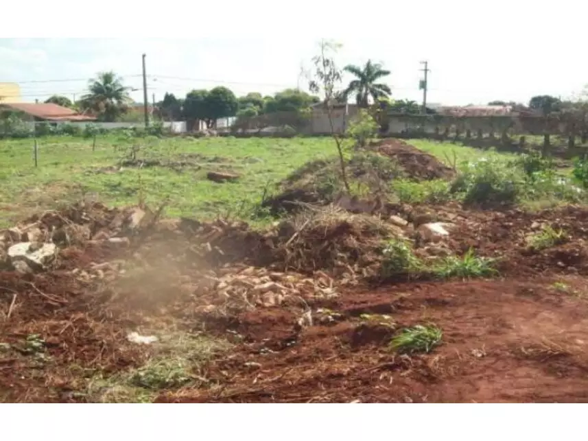 Terreno em Leilão com 881m² em Ourinhos/SP