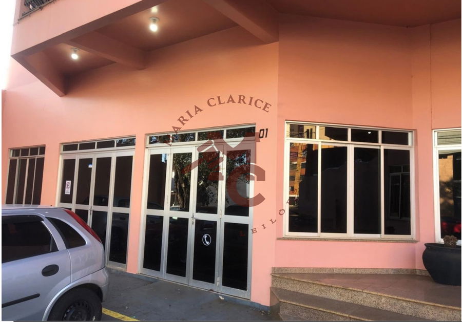 Sala Comercial no Térreo do Condomínio Folha Dourada