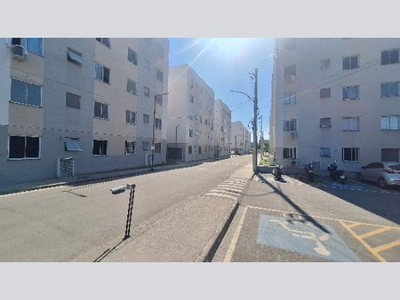 Apartamento com 2 Quartos e Vaga de Garagem em Cosmos