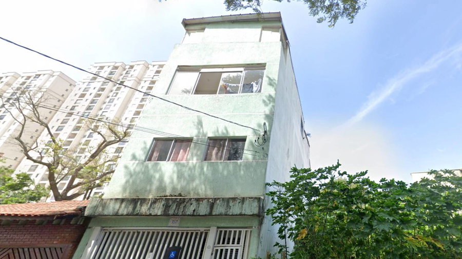 Casa Ocupada no Jardim Olavo Bilac com 3 Quartos e 1 Banheiro