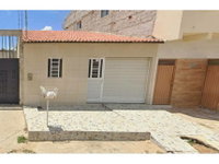Casa em leilão com 77m² e 1 vaga - Centro Cabrobó/PE