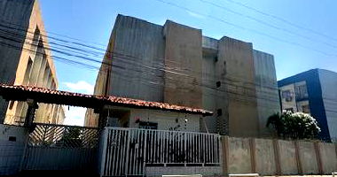 Apartamento 3 quartos, 2 banheiros, 100.5m² privativos, com DCE