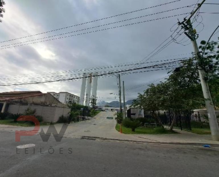 Apartamento com 2 quartos em Campo Grande, Rio de Janeiro
