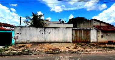 Casa com 2 quartos, 2 banheiros, 1 vaga e 159.77m² construída