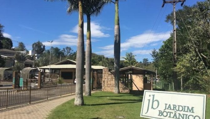 Terreno em Condomínio com 1.600 m² em Campinas - SP