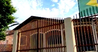 Casa espaçosa com 4 quartos, 2 banheiros e 258 m² construída, ocupada