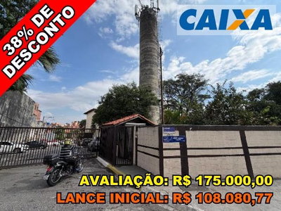 Apartamento 2 Quartos com Vaga em Carapicuíba