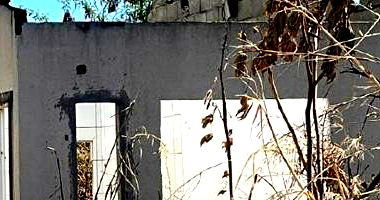 Casa residencial com 2 quartos e 1 banheiro, área construída de 61.87m²